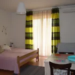 Apartament Mili *